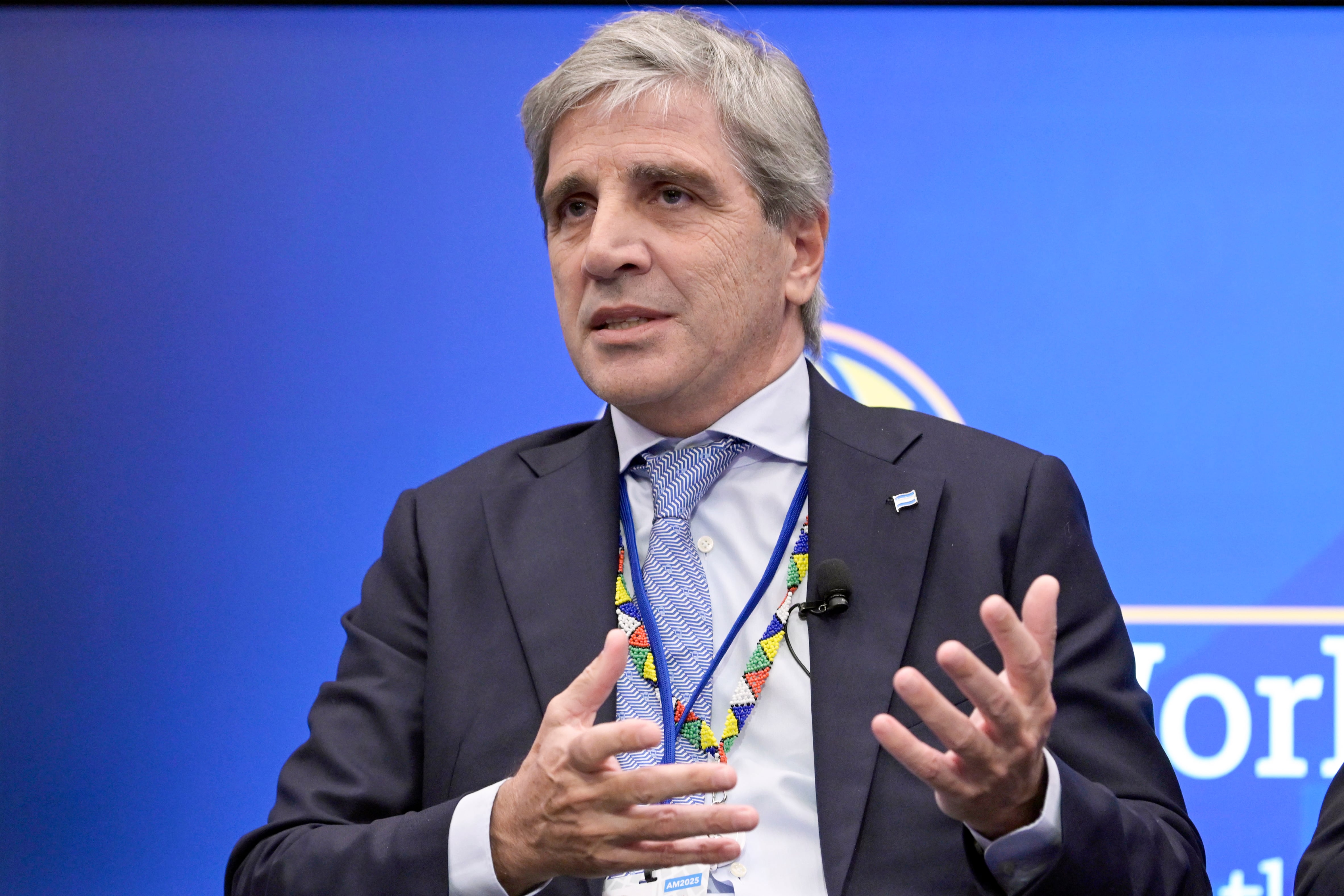 Imagen: Caputo dice que Argentina sobra en dólares: el RIGI y las reservas que podrían terminar con el cepo