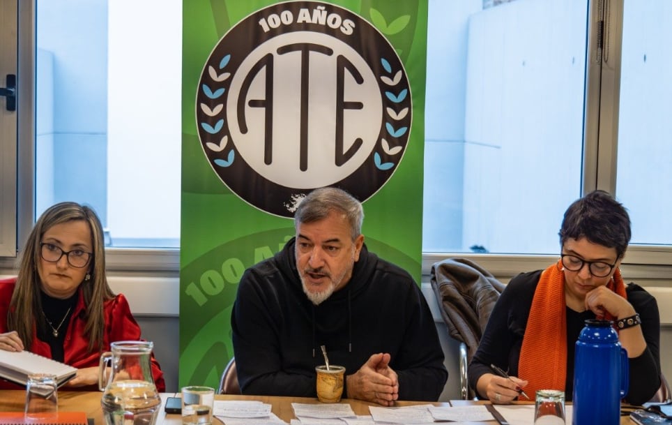 Imagen: ATE para el 3 de agosto: salarios que perdieron más del 45% y un Estado que se achica