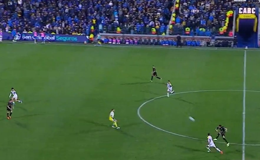 El golazo desde la mitad de cancha que no alcanzó: Campaz apareció y Rosario Central se impuso